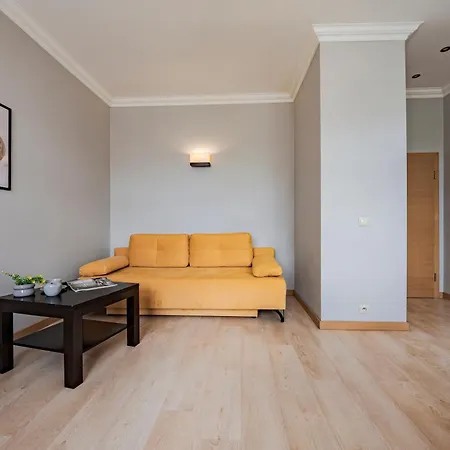 Amber Apartment *